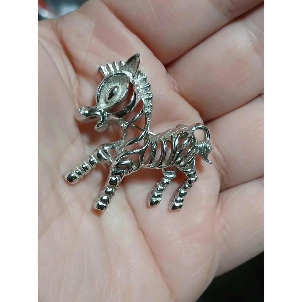 Monet Zebra Silver Tone Brooch Pin - Picture 5 of 5